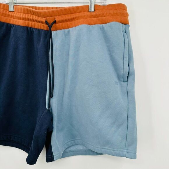 Fabletics Men's Size XXL Blue Color Blocked Fleece Lined Shorts - Picture 4 of 8